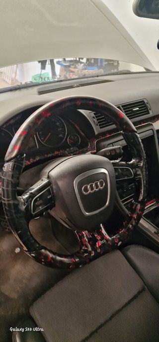 Volante carbono y piezas varias A4 B7 