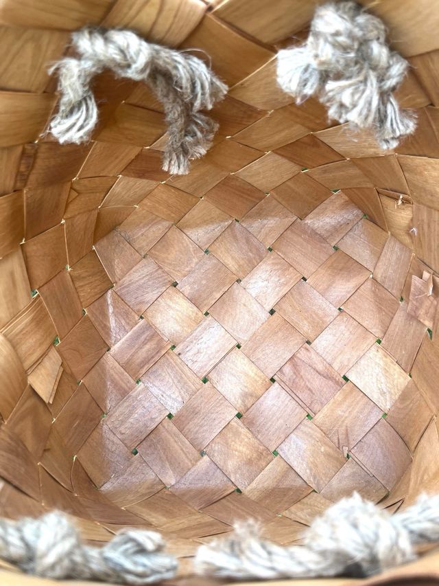 Cesto legno intrecciato