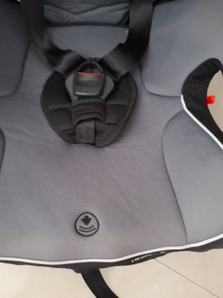 Silla coche Vivatta isofix 
 2 iguales - otra roja