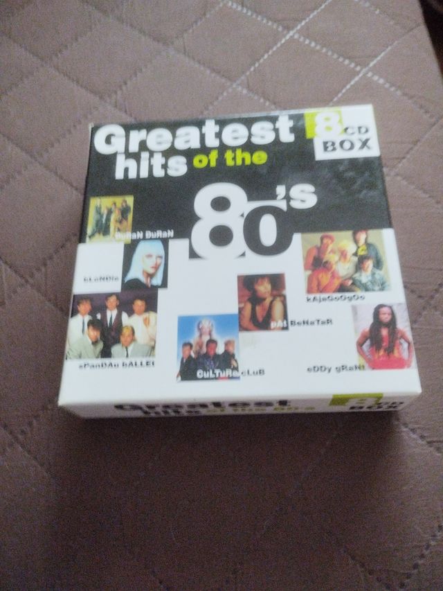 Grandes éxitos de los 80 - 8 CDs