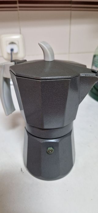 Cafetera italiana Valira - Gris. 