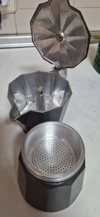 Cafetera italiana Valira - Gris. 