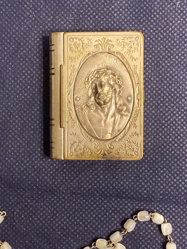 Rosario antico con cofanetto