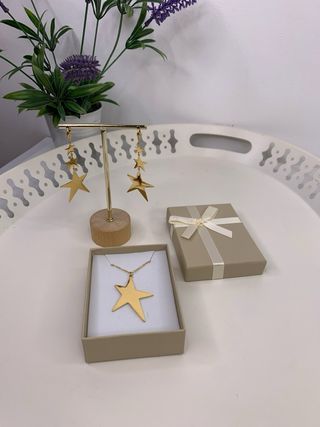 Pendientes de acero inoxidable con estrellas