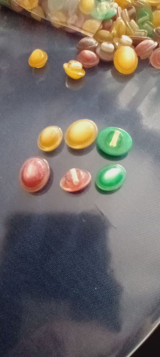 Bottoni colorati vintage (150