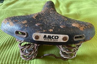 Sillín bicicleta antiguo Amco cuero y muelles