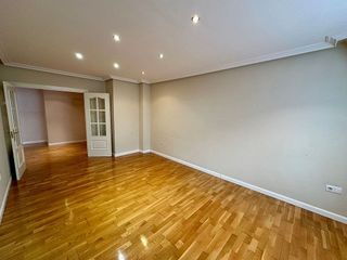 Piso en venta en Centro en Gijón