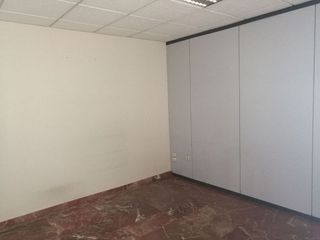 Oficina en venta en Almeda - El Corte Inglés en Cornellà de Llobregat