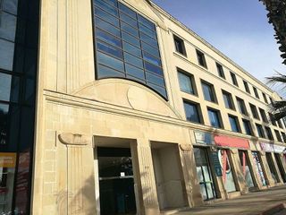 Oficina en venta en Almeda - El Corte Inglés en Cornellà de Llobregat