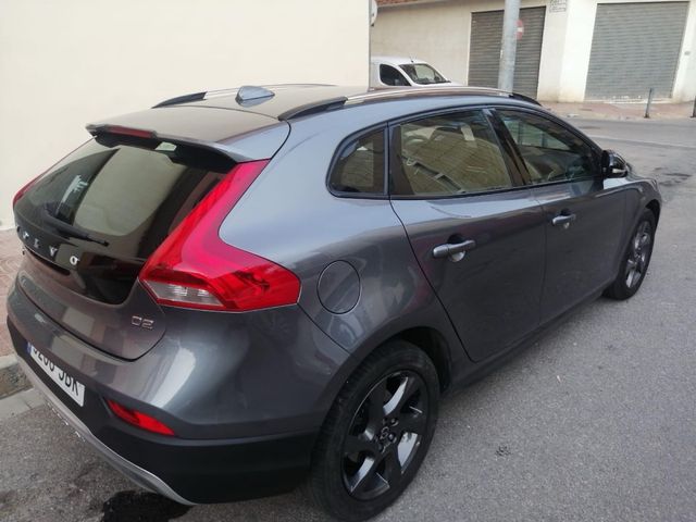 Volvo V40 2015