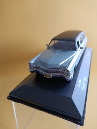 Cadillac Hearse 1966 (1:43)