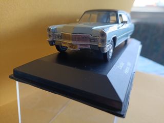 Cadillac Hearse 1966 (1:43)