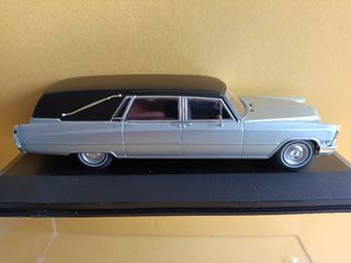 Cadillac Hearse 1966 (1:43)