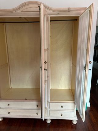Armario ropero madera beige 3 puertas