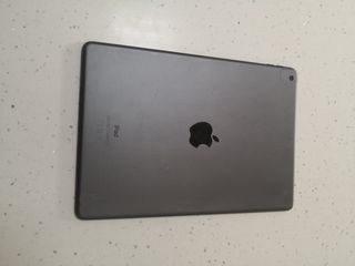 iPad 8ª Gen 10.2" 2020 Gris
