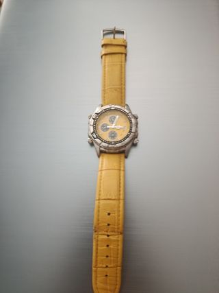 Reloj Lotus Cronógrafo Amarillo