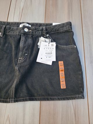 Mini Falda Vaquera Pull&Bear con Etiqueta 