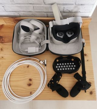 Oculus Quest 2 VR Headset
