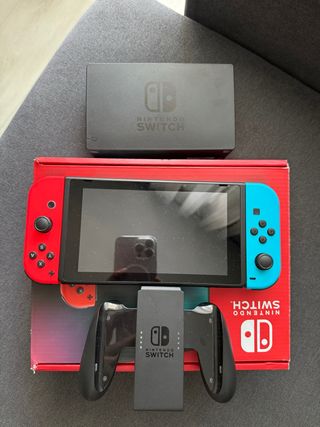  Nintendo Switch casi nueva + Juego Mario 3D Worl