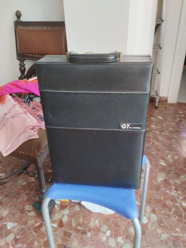 Maletín GT micrófono piel negra