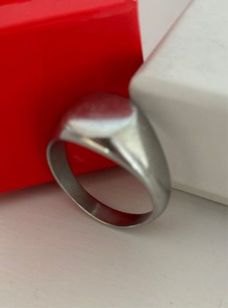 Anillo grande de acero color plata de Zara 20,2mm