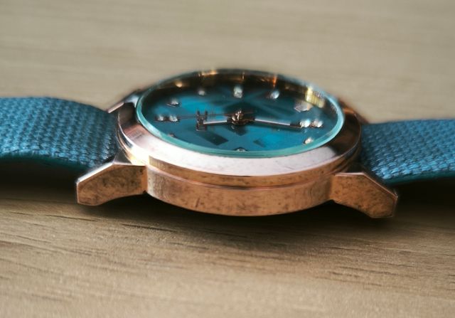 Reloj G&C cuarzo, correa azul