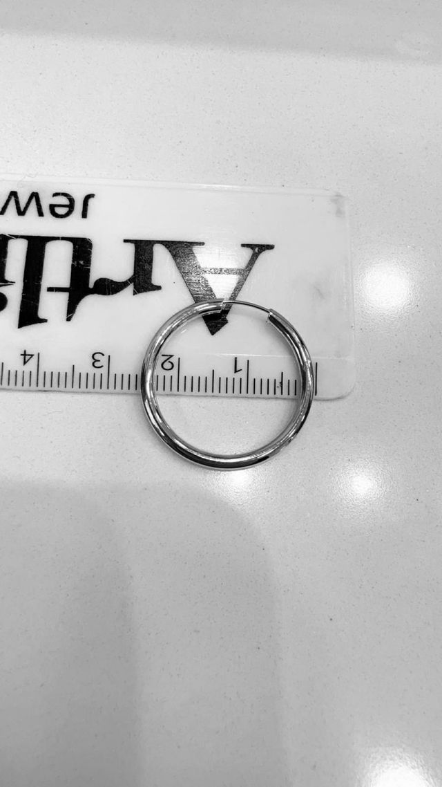 Orecchini Cerchio in oro bianco 18kt 750