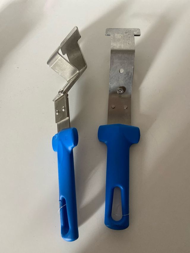 2 Pinzas para Bandejas - Acero Inoxidable