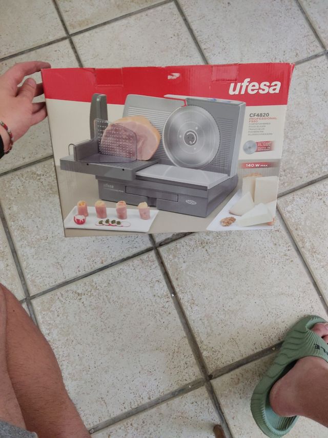 Cortafiambres Ufesa CF4820 - Profesional