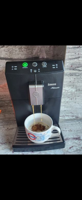 Cafetera Saeco Minuto