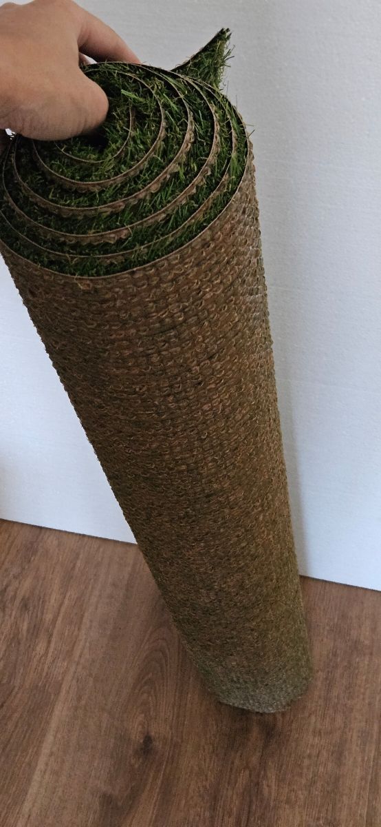 Cesped artificial 1.82x1.0m