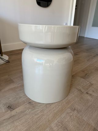 Mesa auxiliar de metal acabado satinado Taupe 