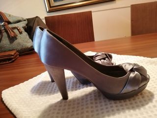 Zapatos Marypaz en tela de raso,usados un día