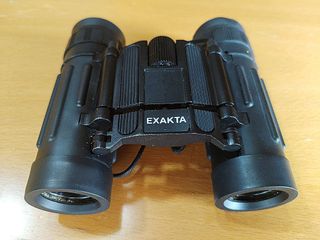 Prismáticos Exakta plegables