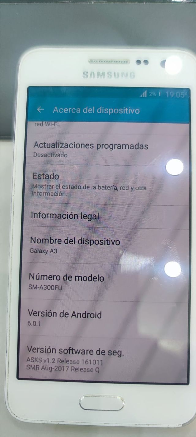 Samsung Galaxy A3 Blanco - SM-A300FU