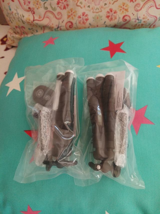 Trípodes Bluetooth (2) - ¡Sin abrir!