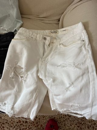 Bermudas vaqueras nuevas