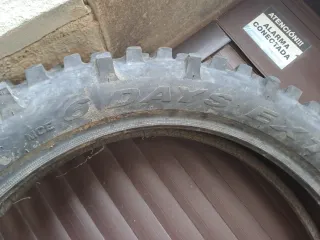 Neumático Metzeler 140/80-18 M/C 62R