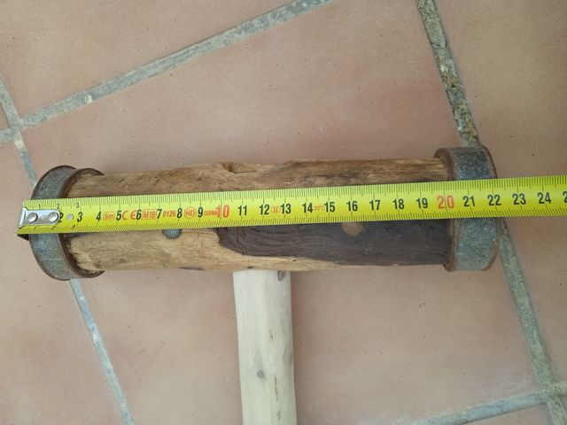 Maza madera de calafate
En buen estado antigua
