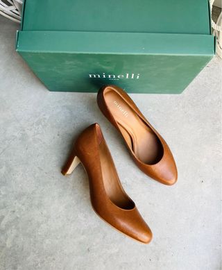 Salones Minelli camel 37