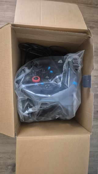 Logitech G29 Driving Force Racing Wheel