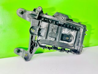 Soporte Batería Audi A3 8P 1K0915333