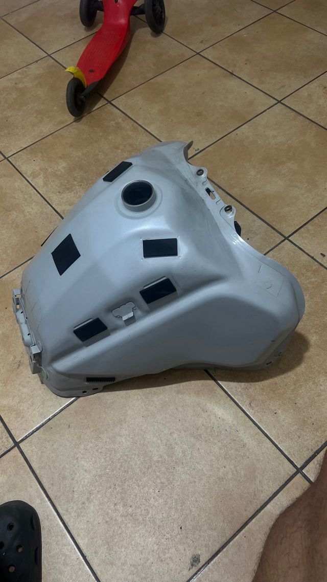 Depósito Yamaha Tenere 700