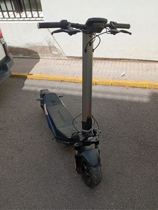 Patinete Cecotec Bongo Z75 - casi nuevo