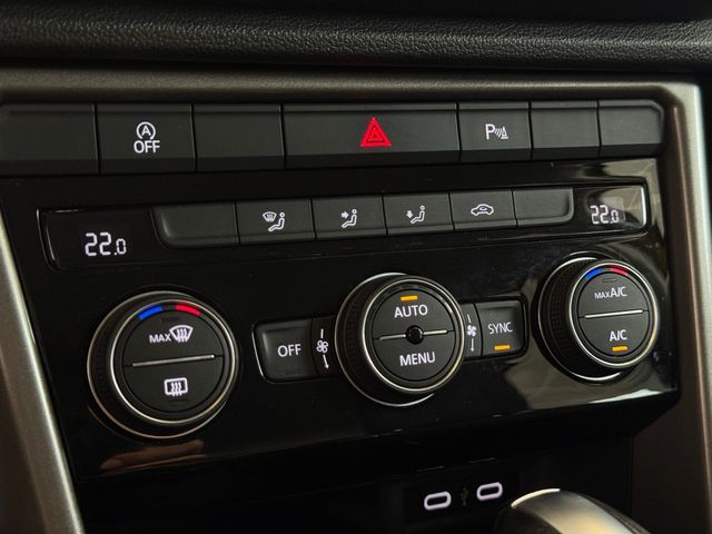 Volkswagen T-Roc 1.5TSI 150CV ADVANCE .- " IMPECABLE ".- " NACIONAL ".- " REVISADO Y GARANTIZADO ".- " EURO-6AP ".- " MUY EQUIPADO ".-