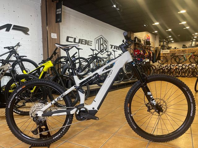 CUBE STEREO HYBRID ONE44 HPC SLX