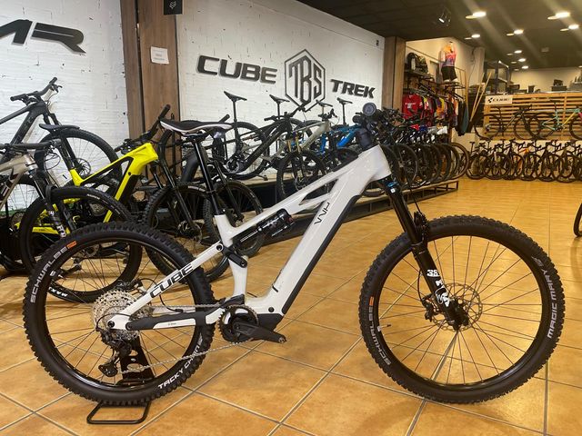 CUBE STEREO HYBRID ONE44 HPC SLX