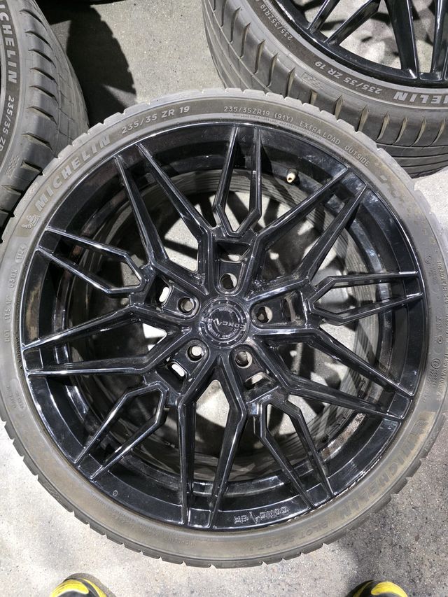 Llantas Concaver CVR4 Black 8x19" ET40 5x114.3