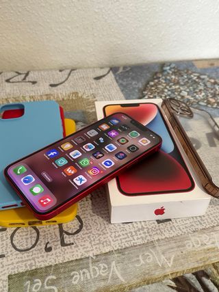 Iphone 14 Plus rojo - Como nuevo