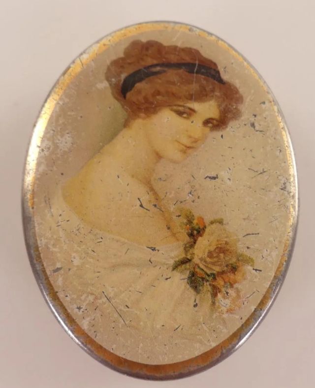 Cajita hojalata vintage